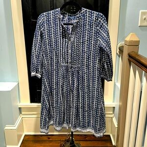 Mother of pearl buttons, cotton navy blue and white dress